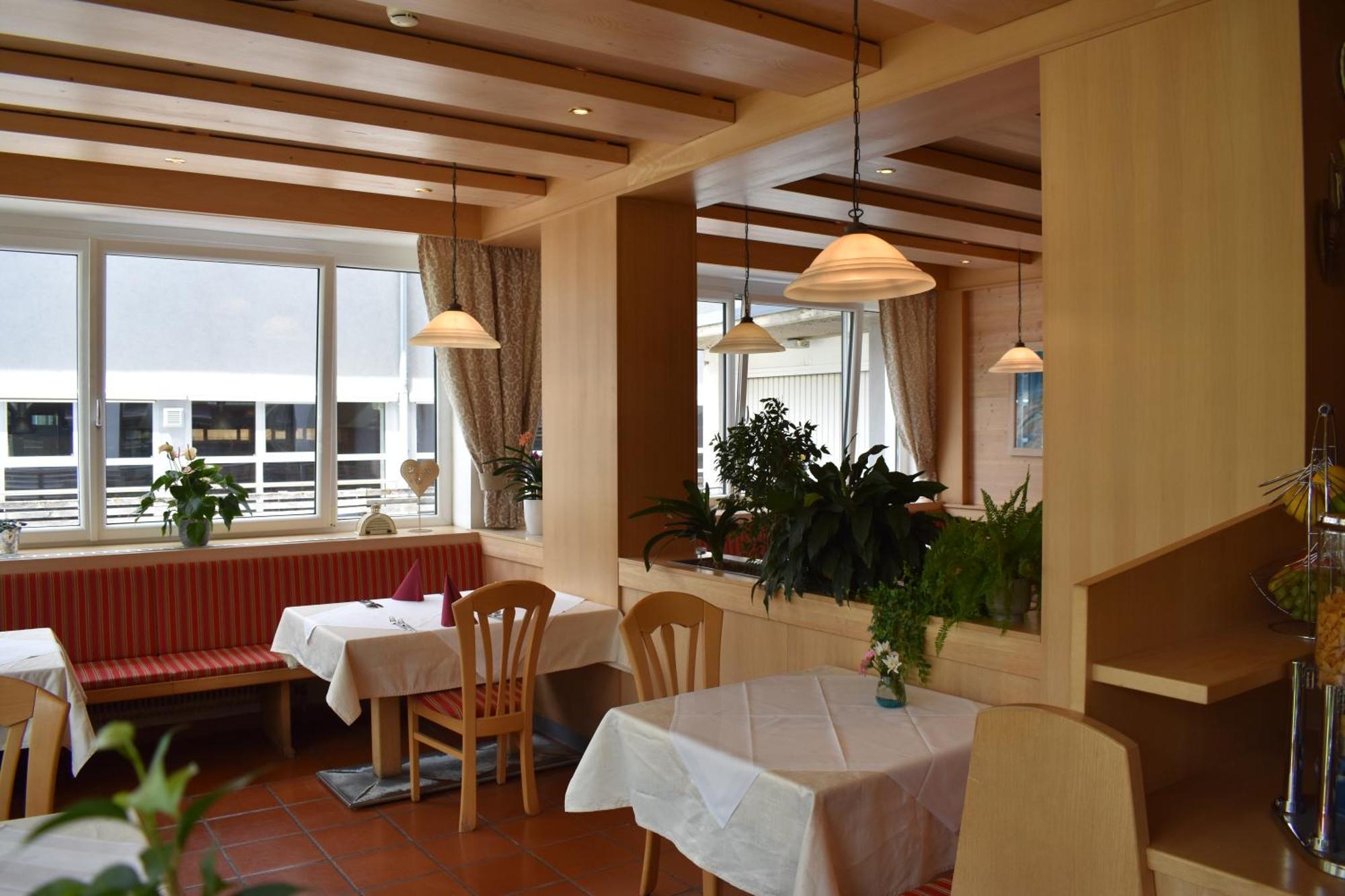 Hotel Kleissl Oberperfuss Exterior photo